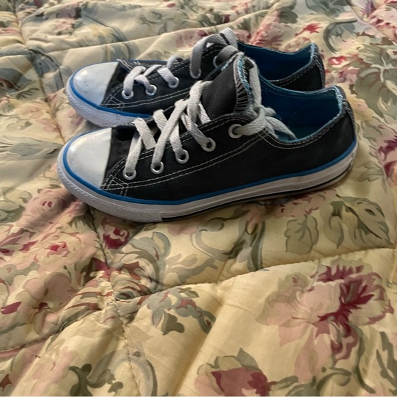 Converse Chuck Taylor All Star Youth Low Top Shoes Size 1 Black White Blue - Picture 5 of 8